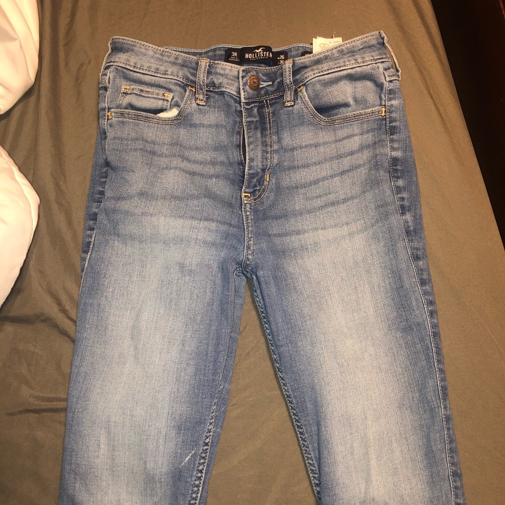 High waisted Hollister jeans